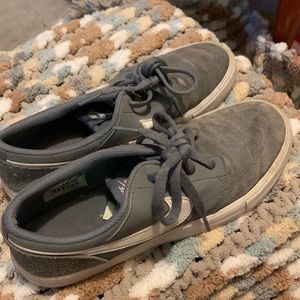 Grey Nike SB US boys 6Y